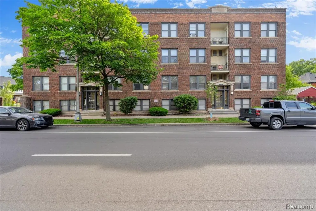 7750 3rd Street Detroit City MI 48202