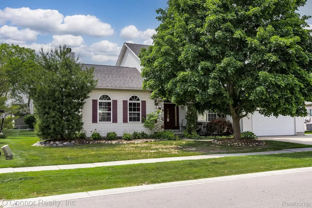 474 Colorado Avenue Marysville City MI 48040