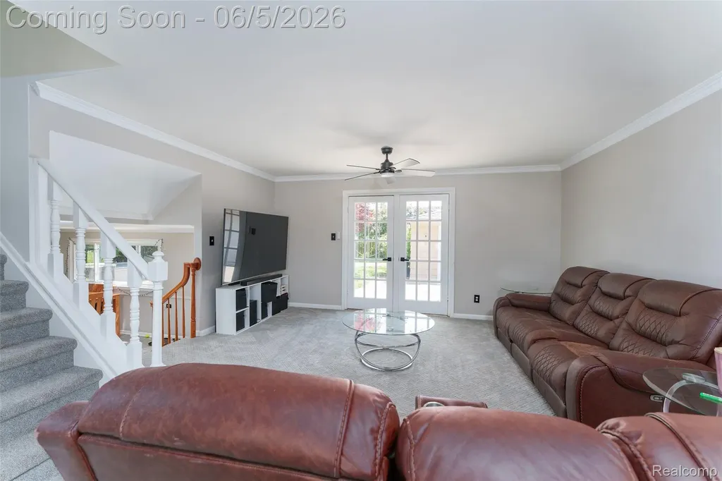 38451 Richland Street Livonia City MI 48150