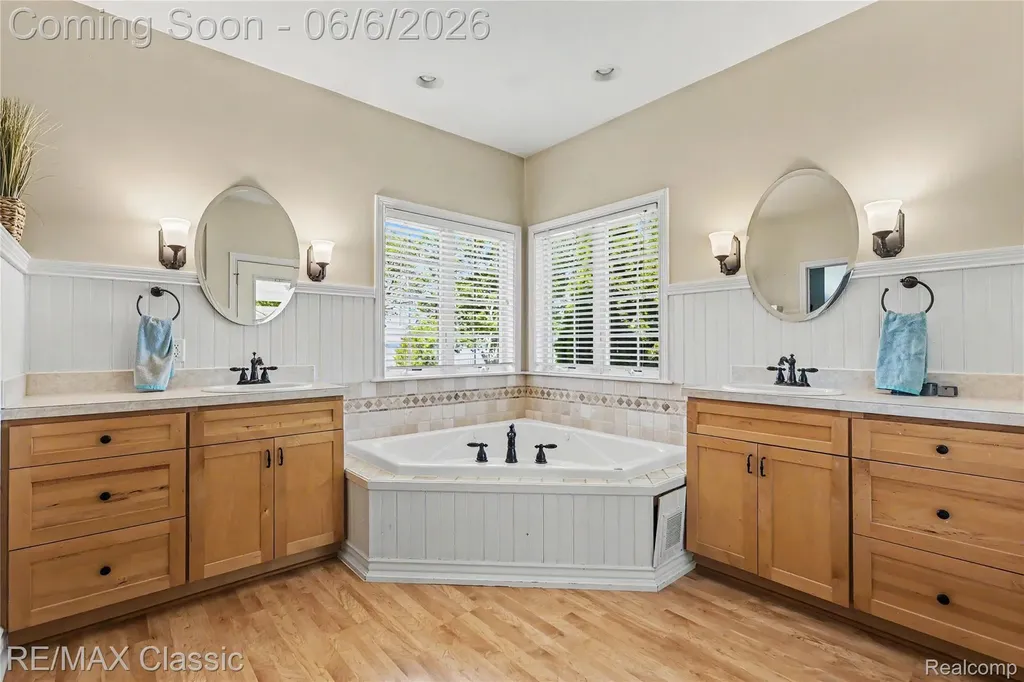5118 S Shore Drive Fruitland Township MI 49461