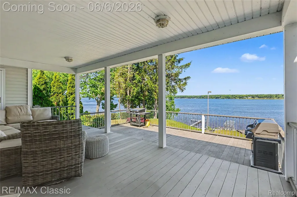 5118 S Shore Drive Fruitland Township MI 49461