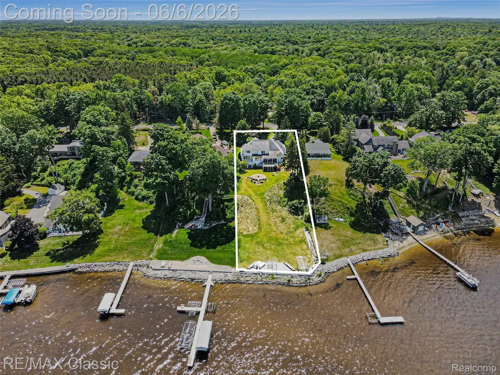 5118 S Shore Drive Fruitland Township MI 49461