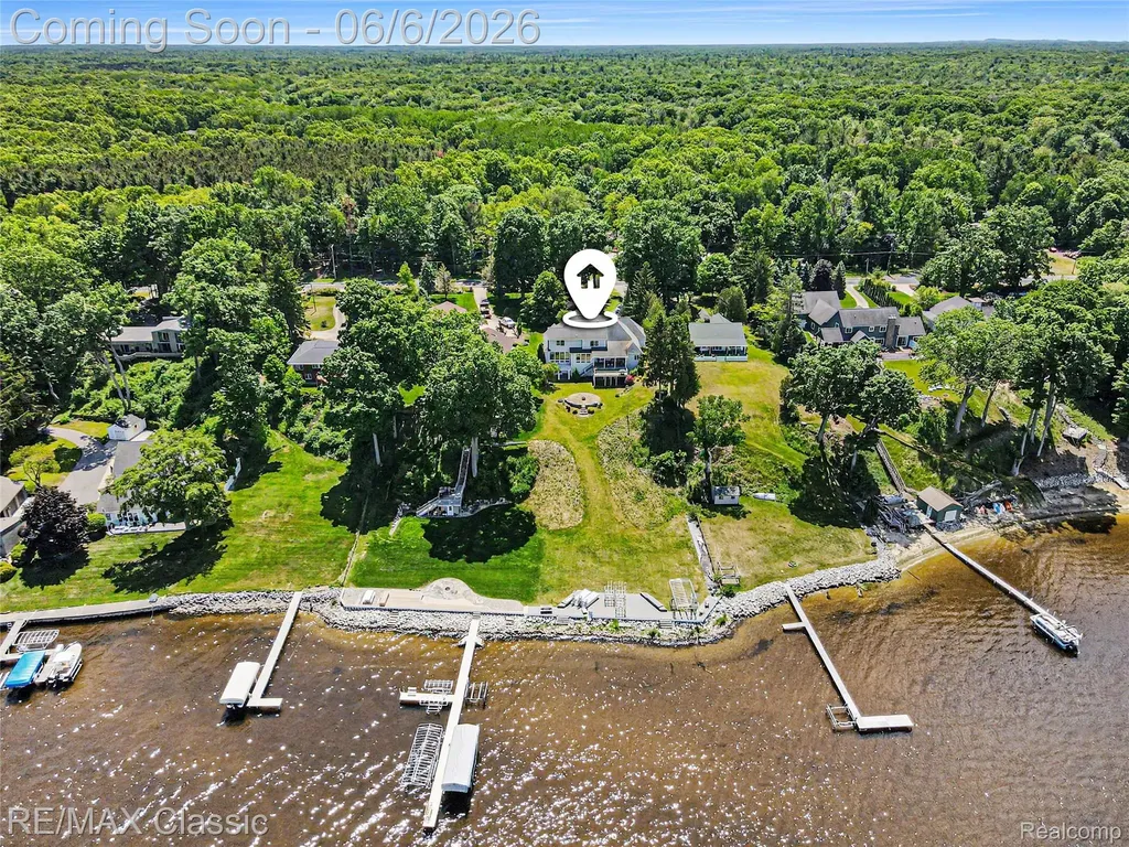 5118 S Shore Drive Fruitland Township MI 49461