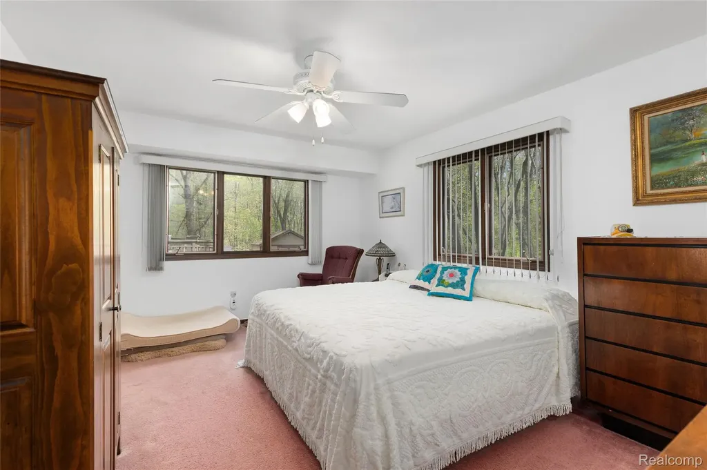 9730 Gibbs Road Springfield Charter Township MI 48348