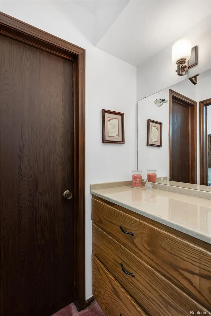 9730 Gibbs Road Springfield Charter Township MI 48348