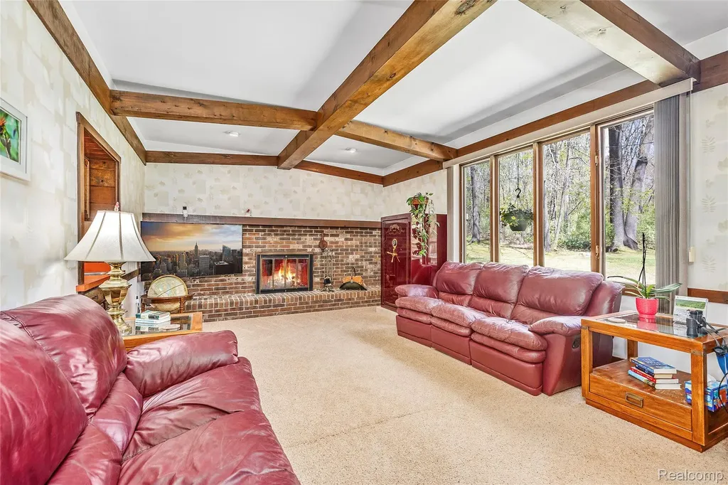 9730 Gibbs Road Springfield Charter Township MI 48348