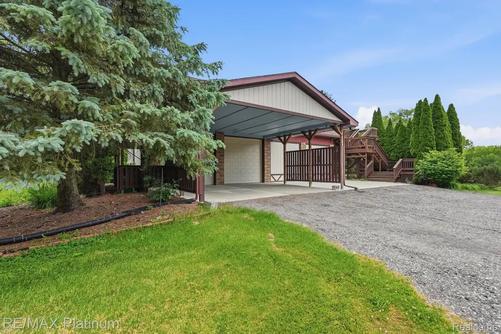 4328 N Gale Road Richfield Township MI 48423