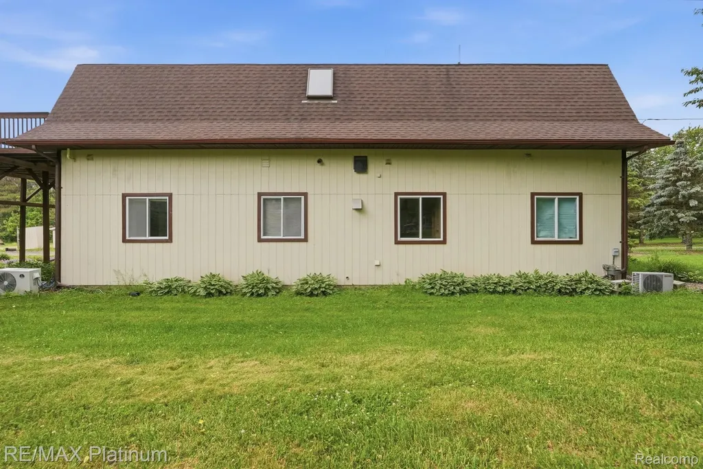 4328 N Gale Road Richfield Township MI 48423