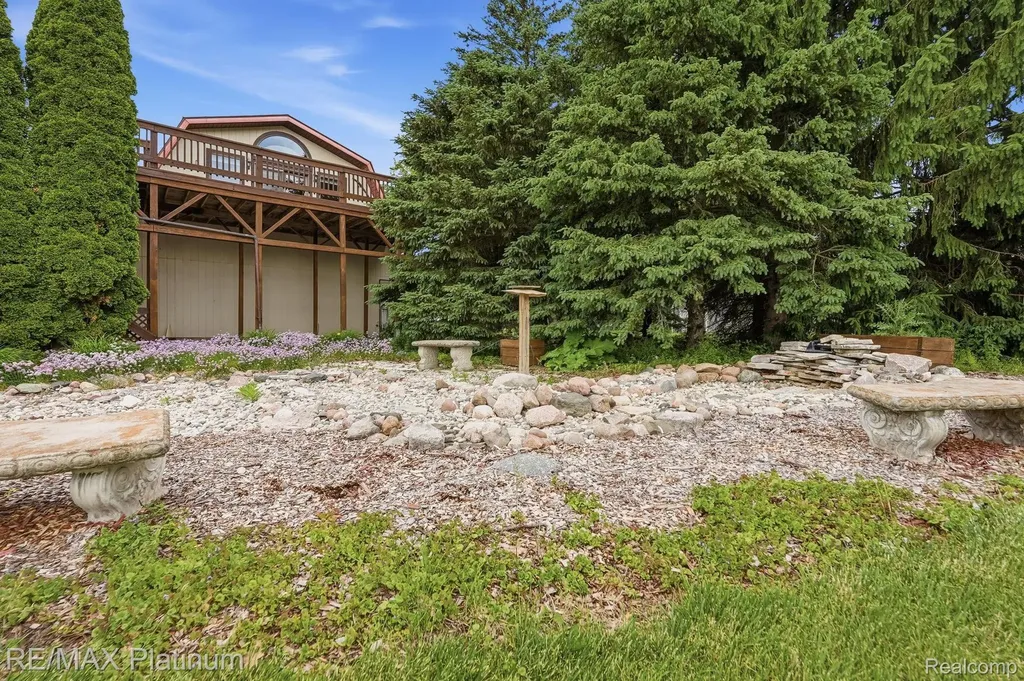 4328 N Gale Road Richfield Township MI 48423