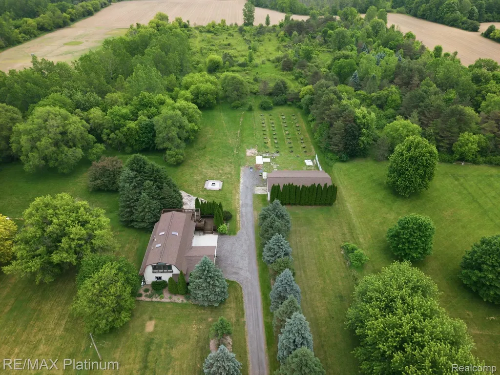 4328 N Gale Road Richfield Township MI 48423