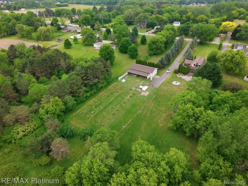 4328 N Gale Road Richfield Township MI 48423
