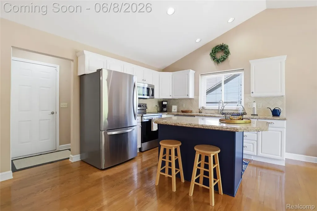 6153 Pine Creek Court Grand Blanc Charter Township MI 48439