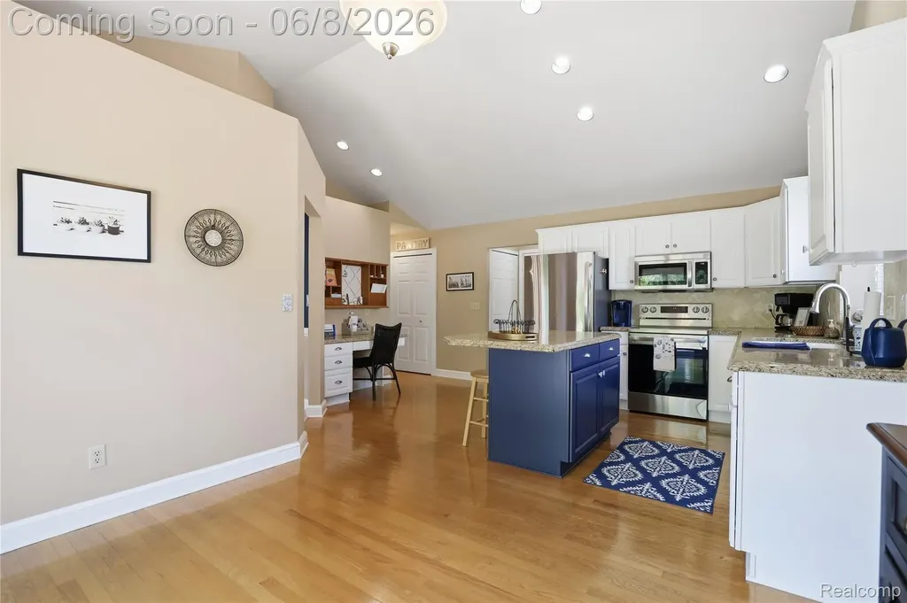 6153 Pine Creek Court Grand Blanc Charter Township MI 48439