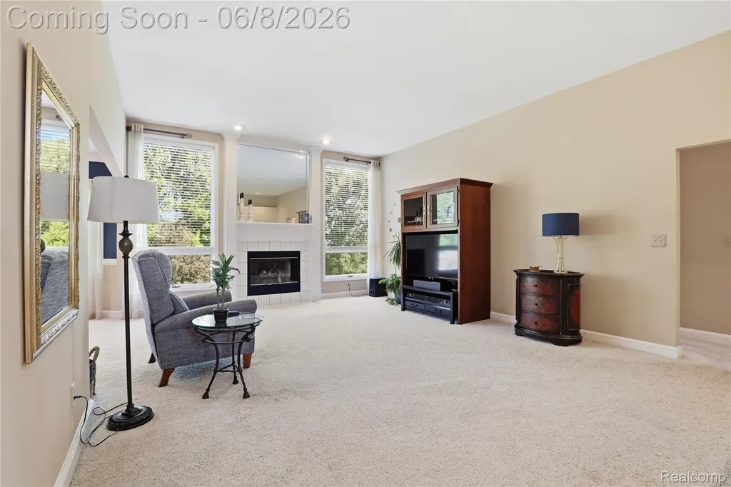 6153 Pine Creek Court Grand Blanc Charter Township MI 48439