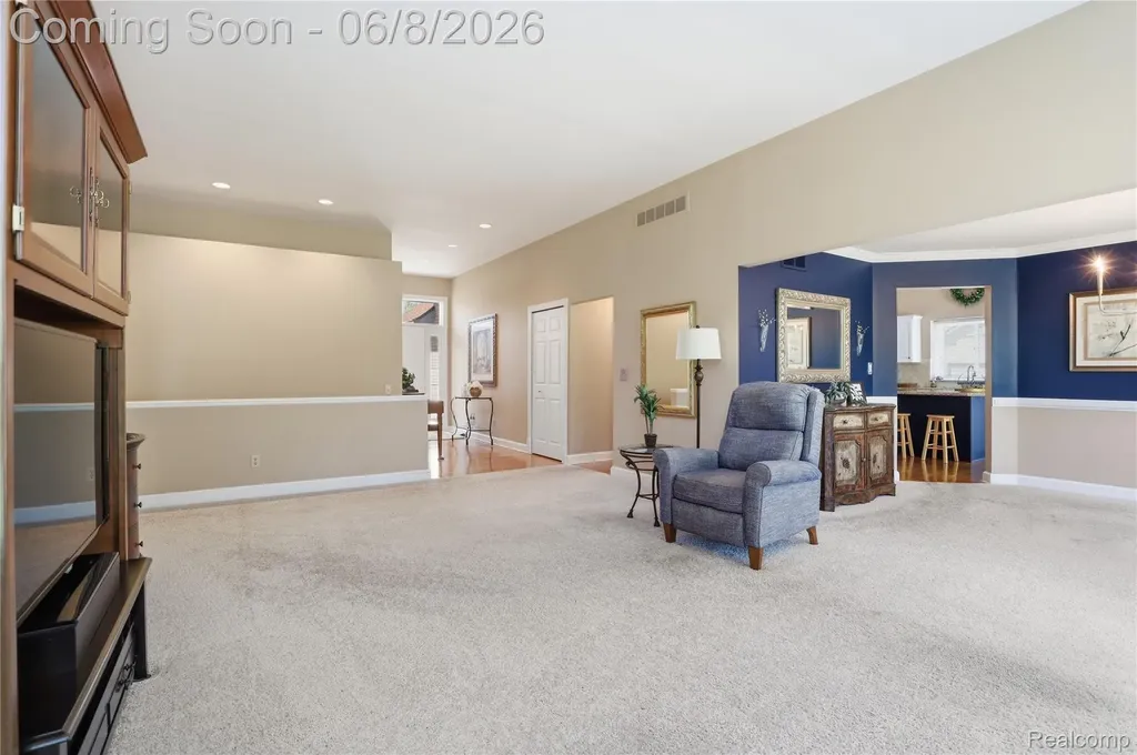 6153 Pine Creek Court Grand Blanc Charter Township MI 48439