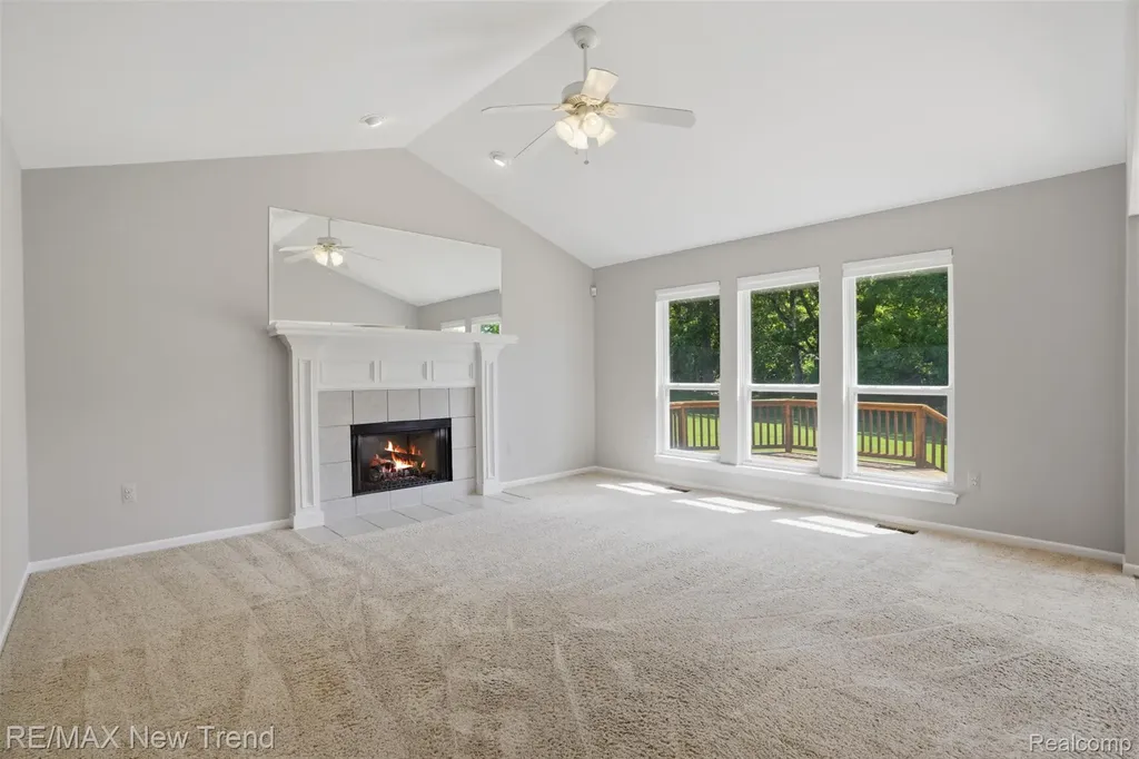 729 Akehurst Lane White Lake Charter Township MI 48386