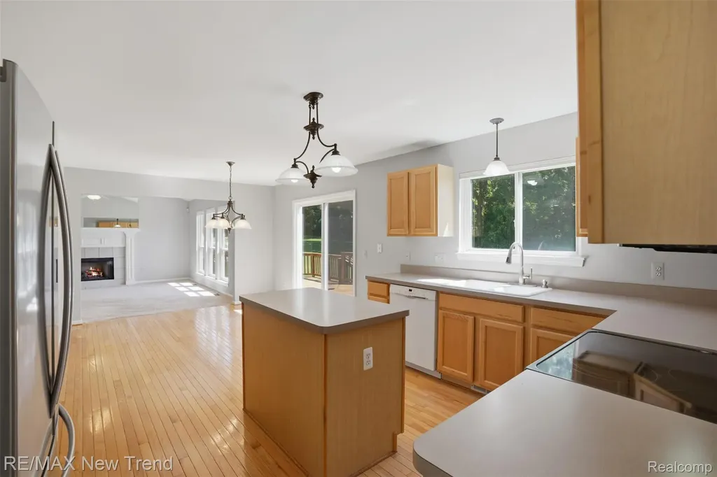 729 Akehurst Lane White Lake Charter Township MI 48386