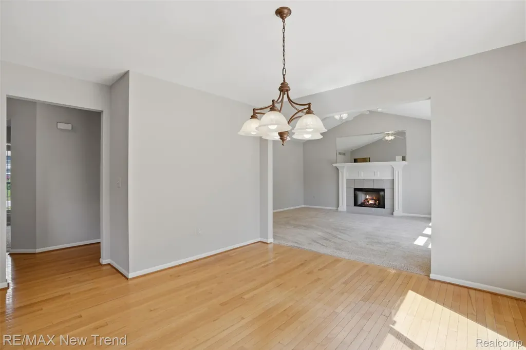 729 Akehurst Lane White Lake Charter Township MI 48386