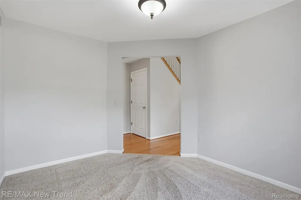 729 Akehurst Lane White Lake Charter Township MI 48386