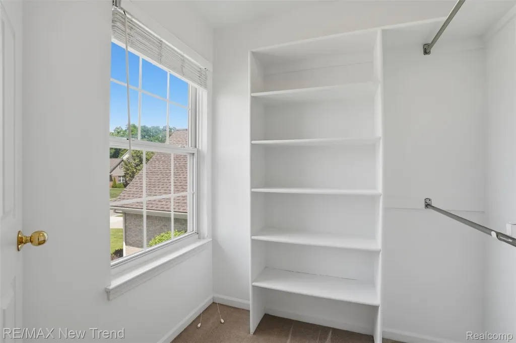 729 Akehurst Lane White Lake Charter Township MI 48386