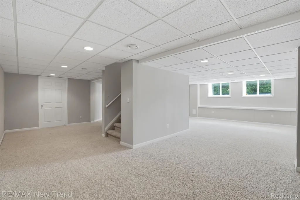729 Akehurst Lane White Lake Charter Township MI 48386