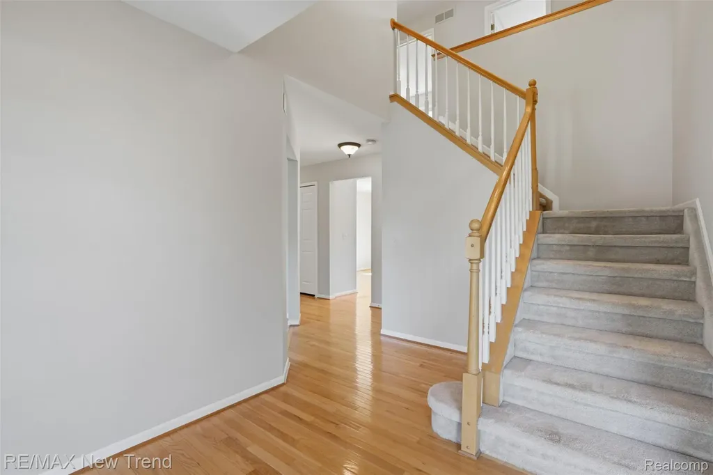 729 Akehurst Lane White Lake Charter Township MI 48386