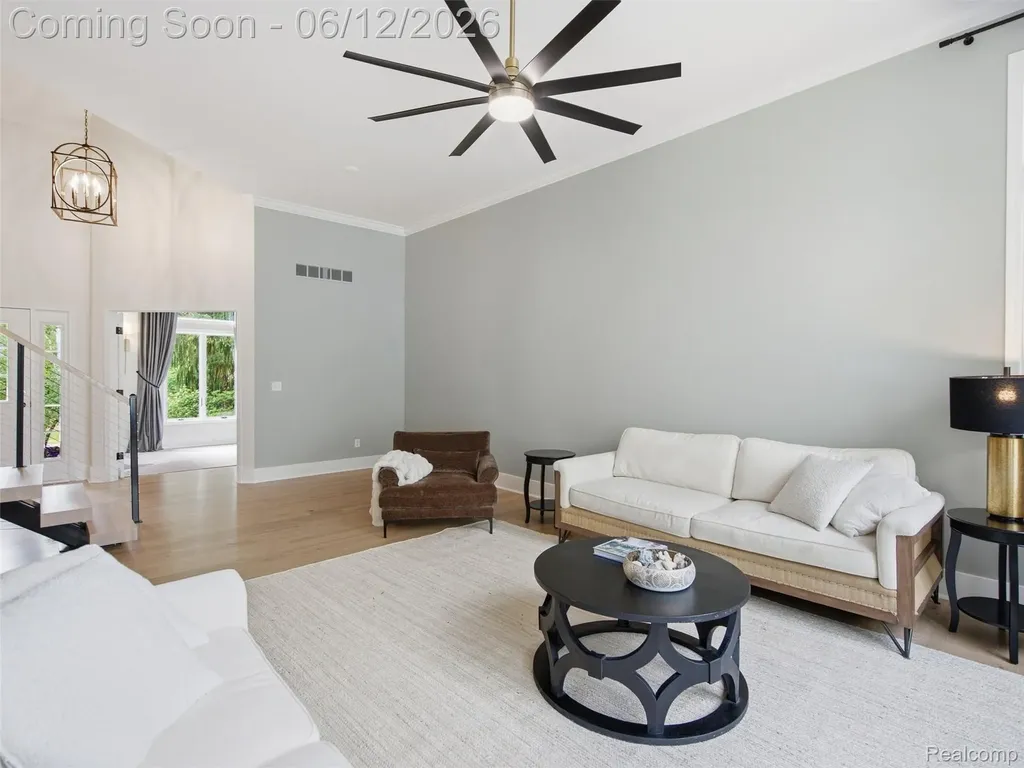 12224 Mantawauka Drive Fenton Charter Township MI 48430