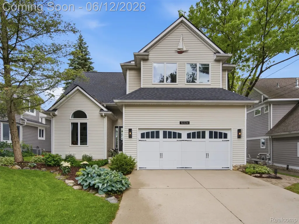 12224 Mantawauka Drive Fenton Charter Township MI 48430