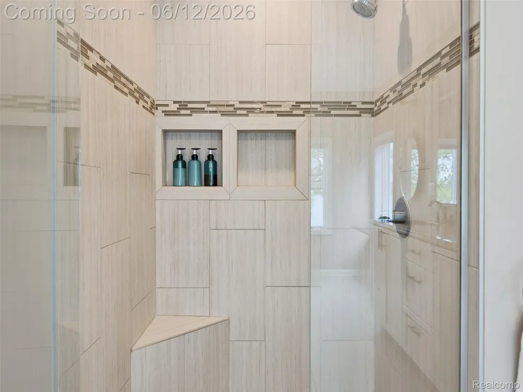 12224 Mantawauka Drive Fenton Charter Township MI 48430