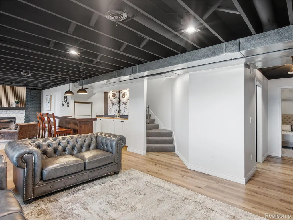 12224 Mantawauka Drive Fenton Charter Township MI 48430