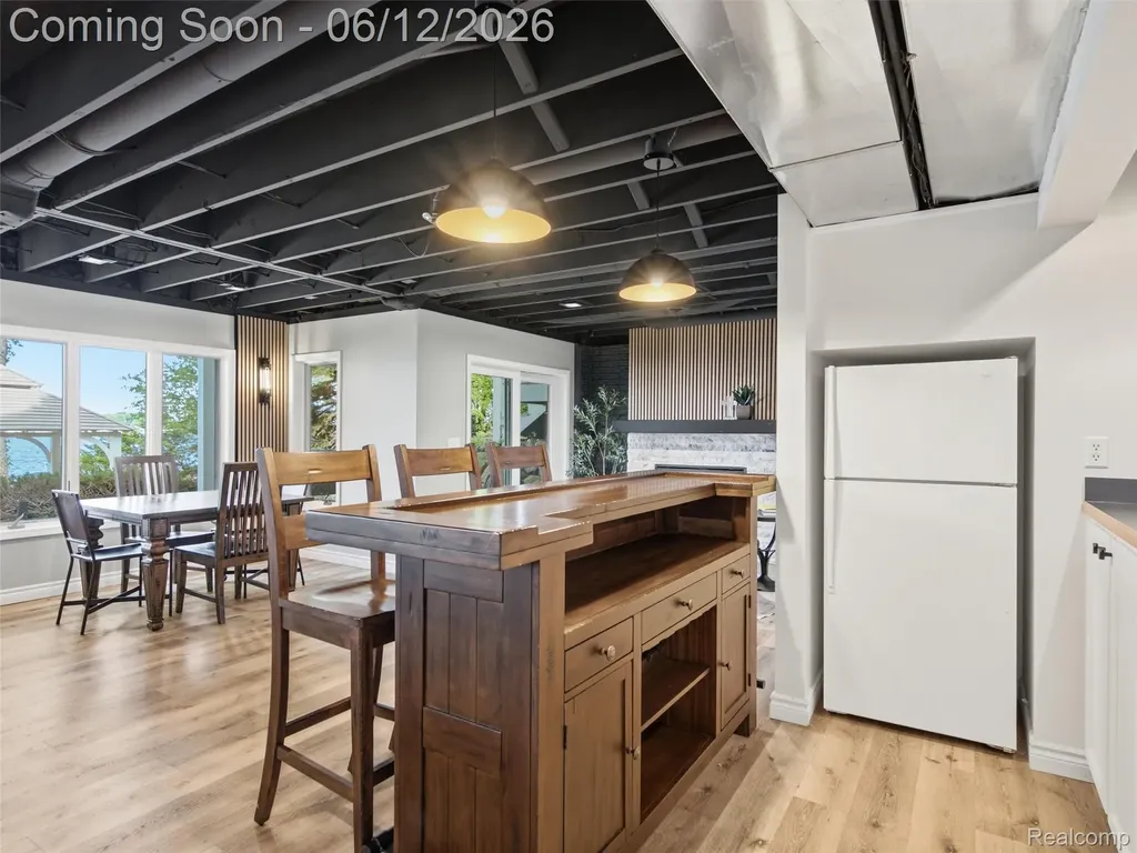 12224 Mantawauka Drive Fenton Charter Township MI 48430