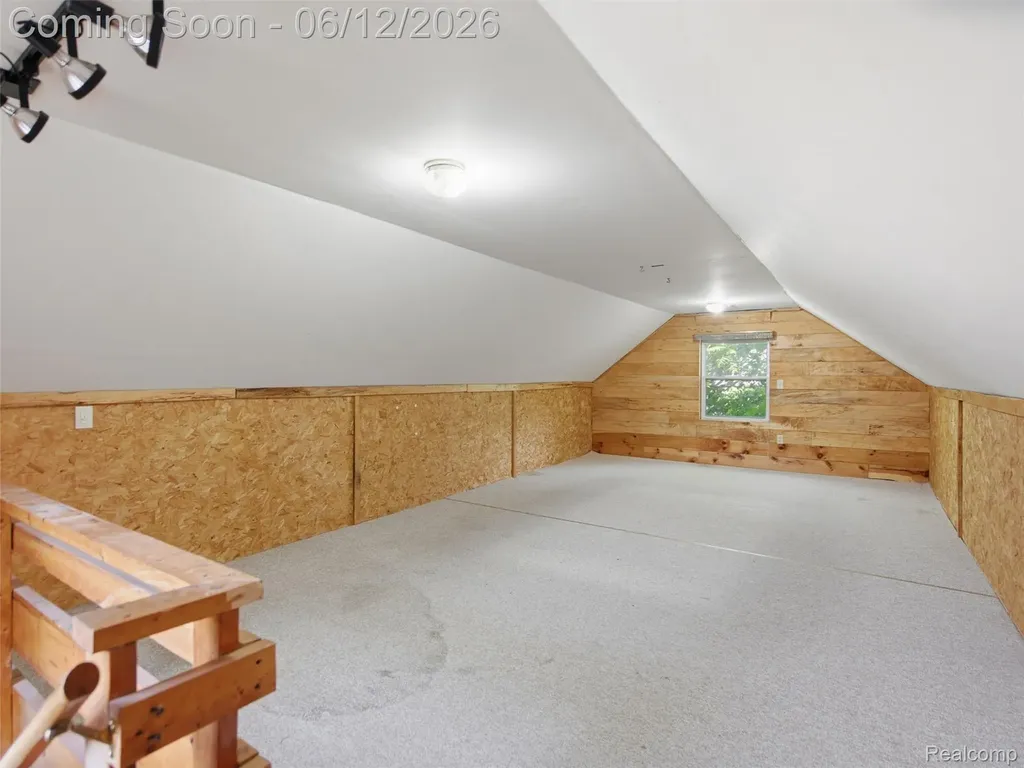 12224 Mantawauka Drive Fenton Charter Township MI 48430