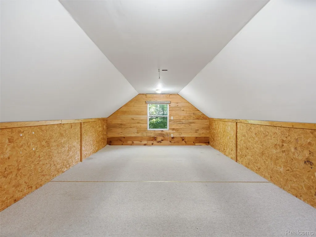 12224 Mantawauka Drive Fenton Charter Township MI 48430