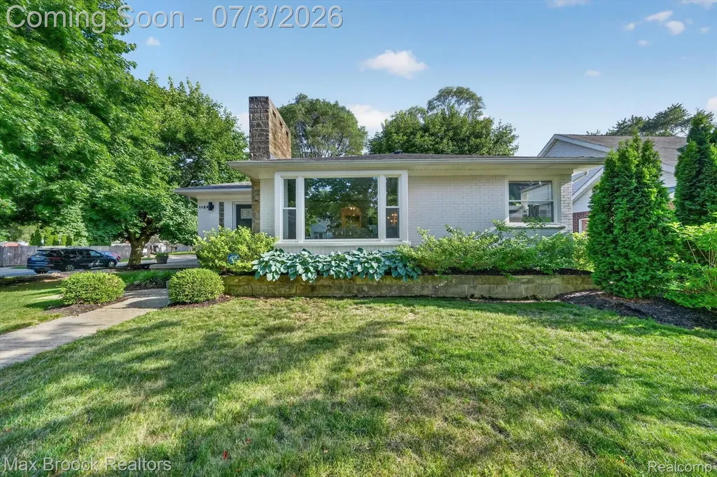 1124 E Windemere Avenue Royal Oak City MI 48073