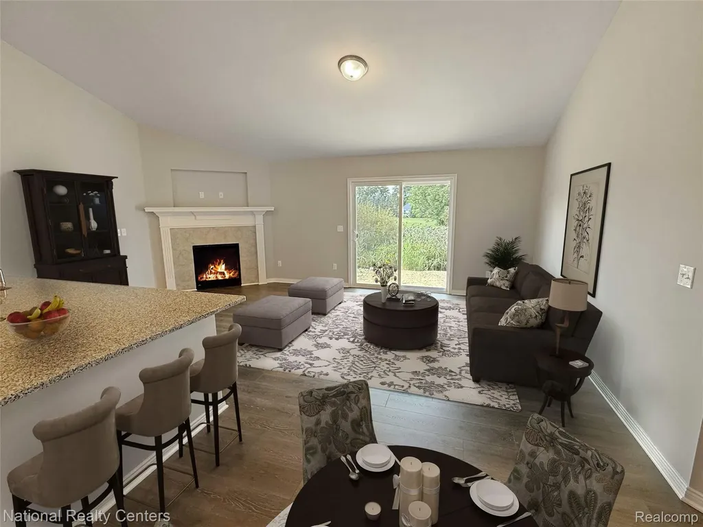 362 Devonshire Drive Lapeer City MI 48446