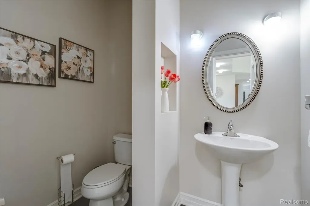 4119 Stonington Drive Troy City MI 48085