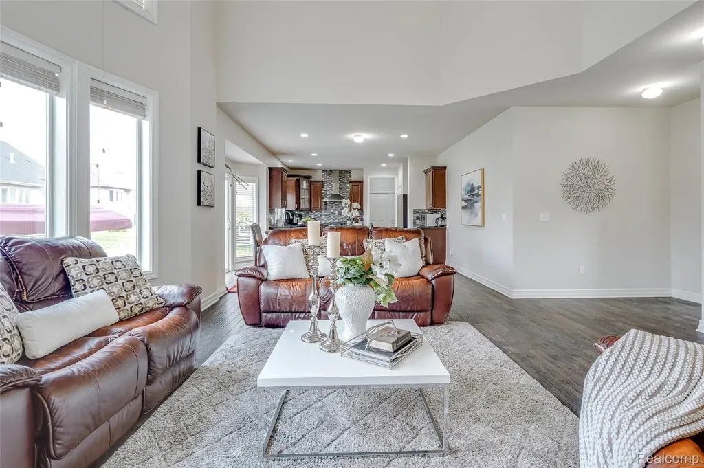 4119 Stonington Drive Troy City MI 48085