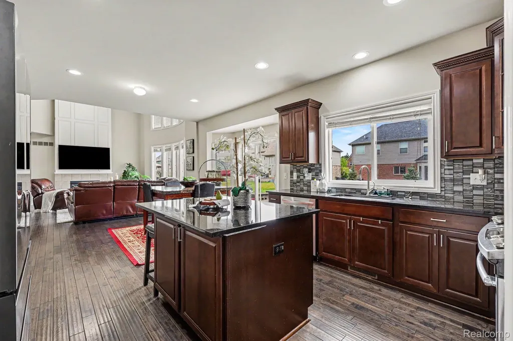 4119 Stonington Drive Troy City MI 48085