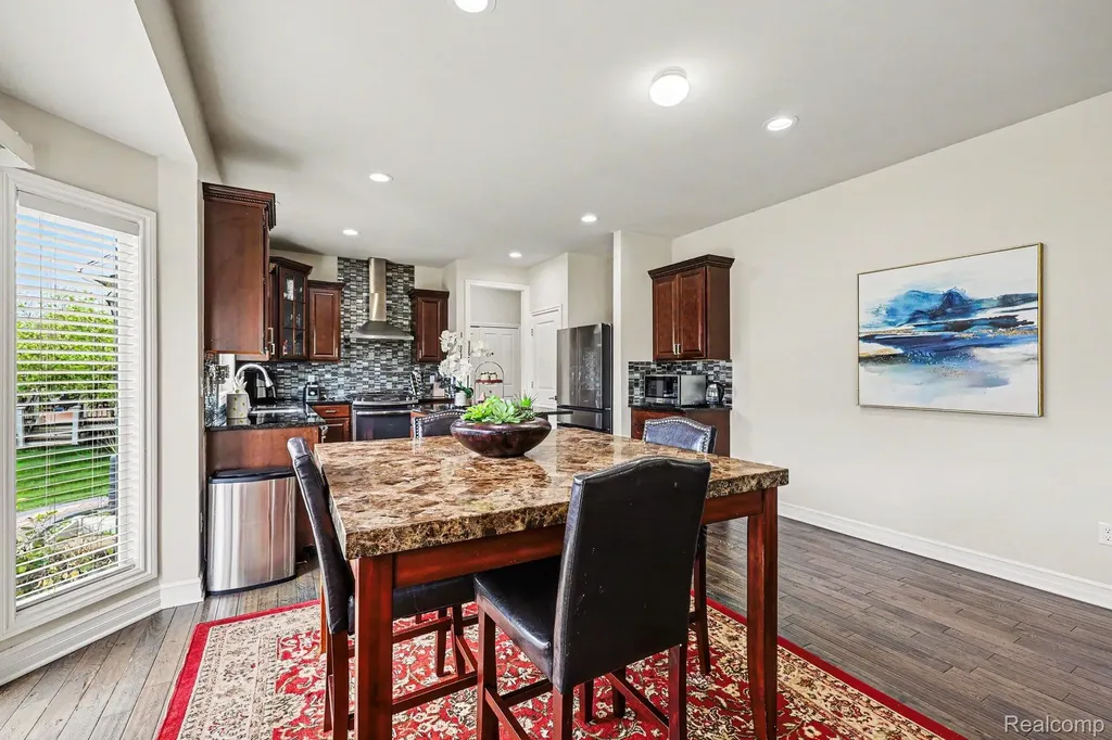 4119 Stonington Drive Troy City MI 48085
