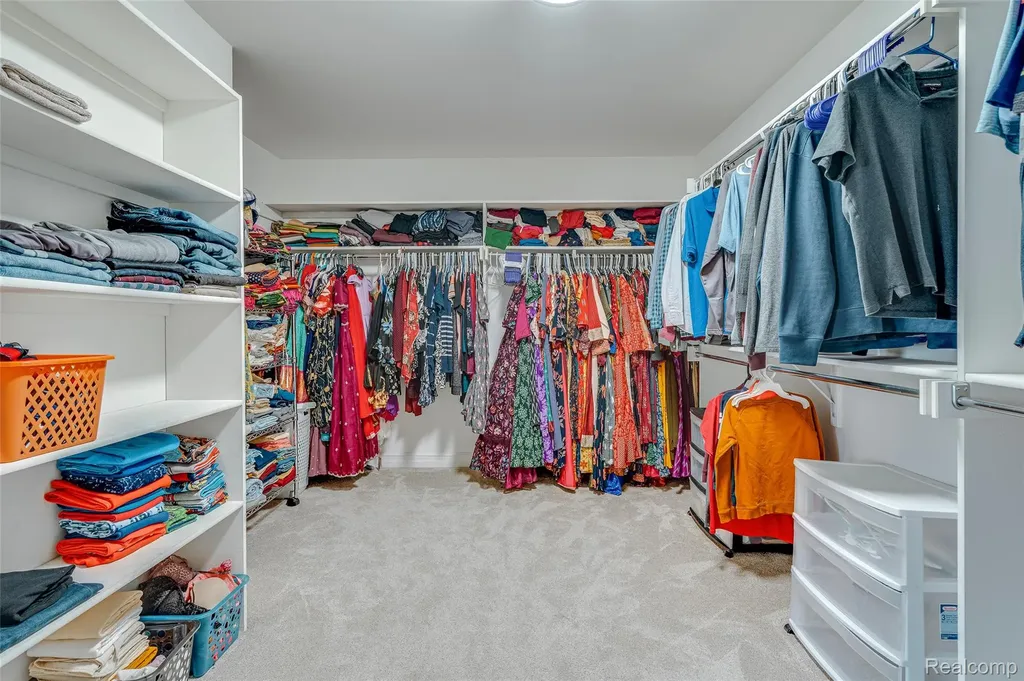 4119 Stonington Drive Troy City MI 48085