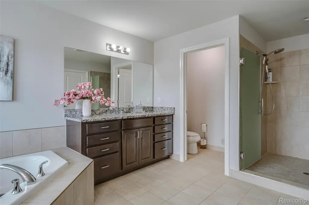 4119 Stonington Drive Troy City MI 48085