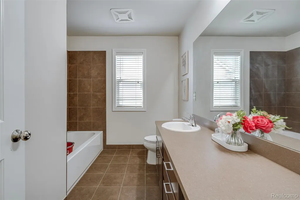 4119 Stonington Drive Troy City MI 48085