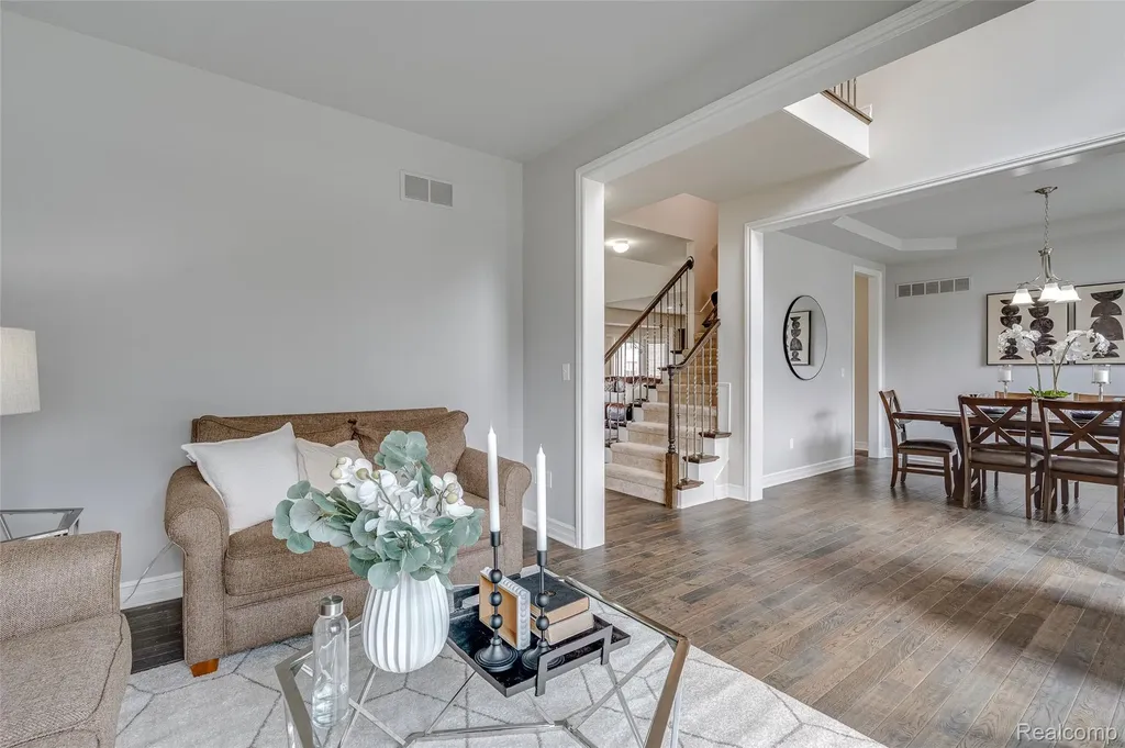 4119 Stonington Drive Troy City MI 48085