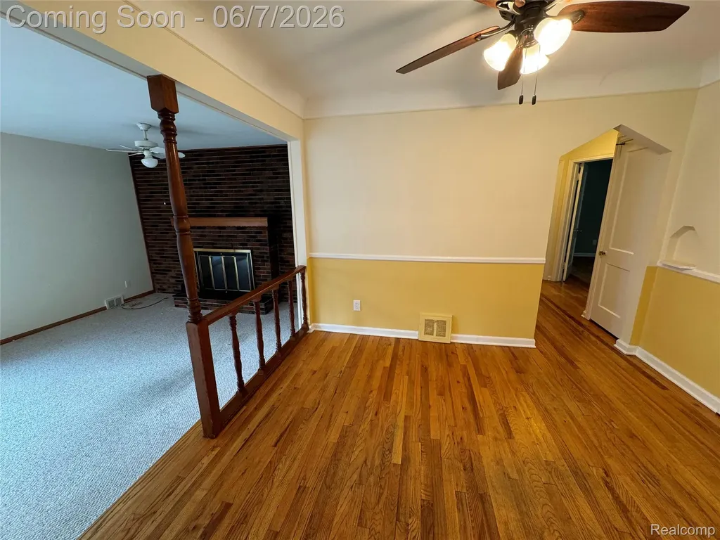 4235 Buckingham Avenue Berkley City MI 48072