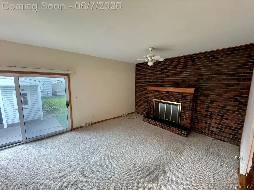 4235 Buckingham Avenue Berkley City MI 48072