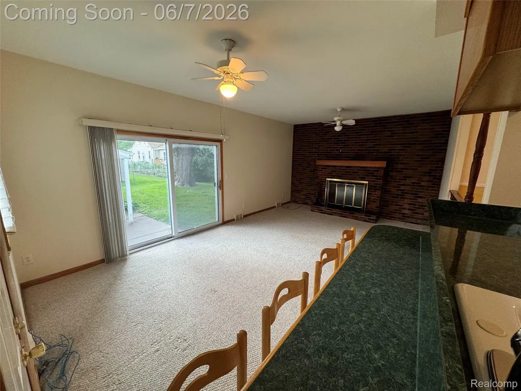 4235 Buckingham Avenue Berkley City MI 48072