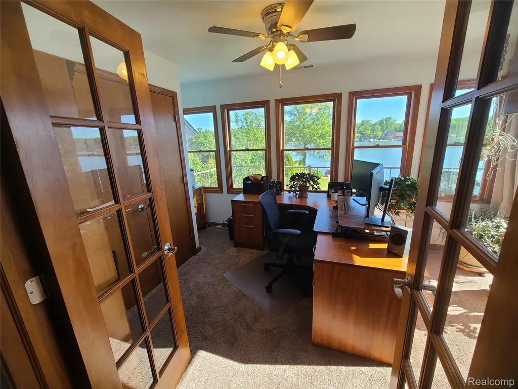9568 Buckingham Street White Lake Charter Township MI 48386
