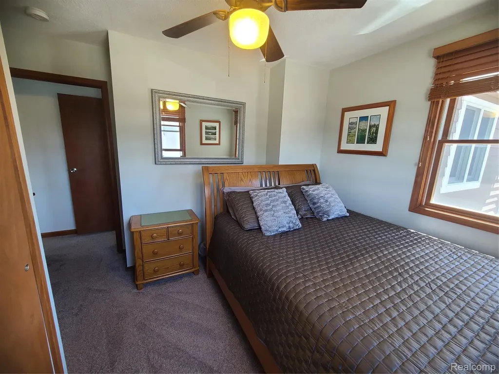 9568 Buckingham Street White Lake Charter Township MI 48386