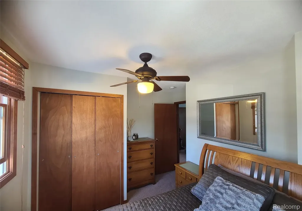 9568 Buckingham Street White Lake Charter Township MI 48386