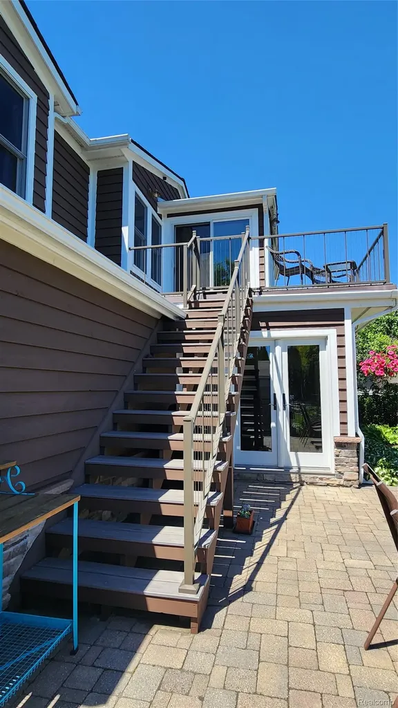 9568 Buckingham Street White Lake Charter Township MI 48386